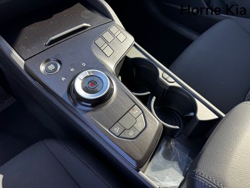 New 2026 Kia Sportage LX FWD image 16
