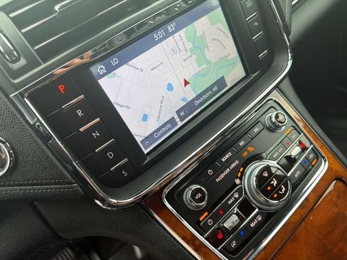 Certified 2020 Lincoln Continental AWD w/ Convenience Package image 26