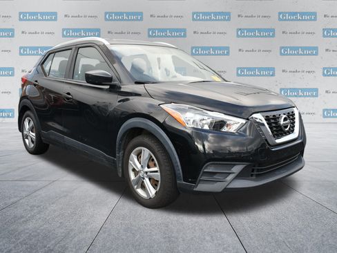 Used 2019 Nissan Kicks S FWD image 7