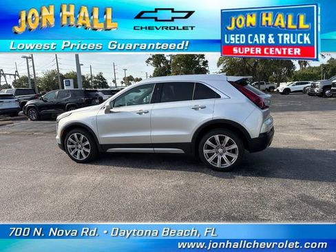 Used 2020 Cadillac XT4 Premium Luxury w/ Driver Awareness Package FWD image 5