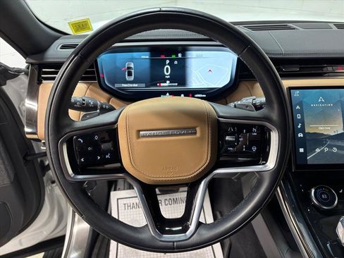 Used 2023 Land Rover Range Rover Sport SE image 19