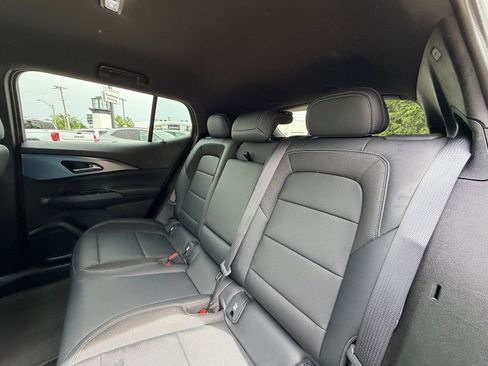 Used 2025 Chevrolet Equinox EV LT w/ Convenience Package FWD image 25