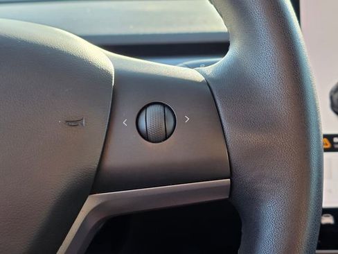 Used 2020 Tesla Model 3 Long Range image 26