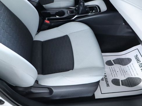 Used 2022 Toyota Corolla SE FWD image 37