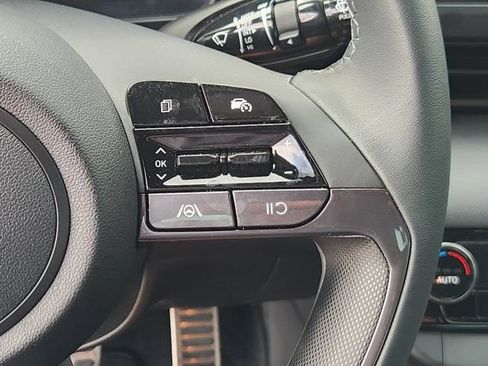 Used 2026 Hyundai Elantra Sport FWD image 29