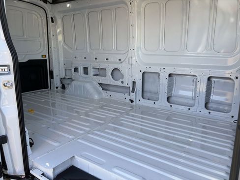 New 2025 Ford Transit 250 148 Medium Roof image 56