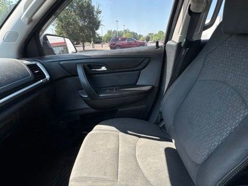 Used 2016 GMC Acadia SLE FWD image 13