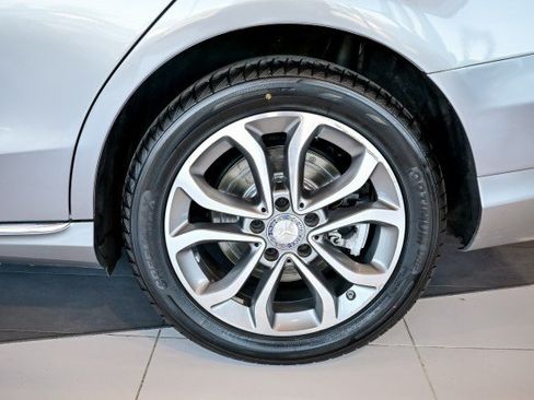 Used 2015 Mercedes-Benz C 300 4MATIC Sedan image 40