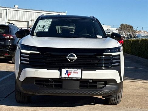 New 2026 Nissan Kicks SV image 3