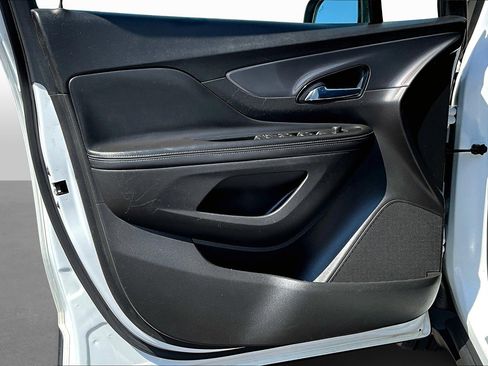 Used 2020 Buick Encore Preferred w/ Safety Package image 16