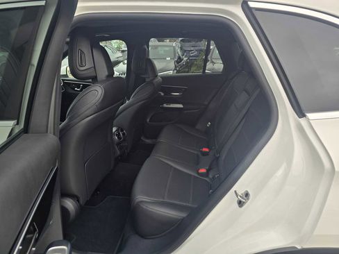 Used 2025 Mercedes-Benz GLC 300 GLC 300 image 18