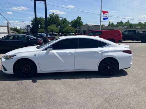 Used 2021 Lexus ES 350 F Sport w/ Accessory Package FWD image 4