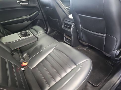 Used 2024 Ford Edge SEL AWD/4WD image 11