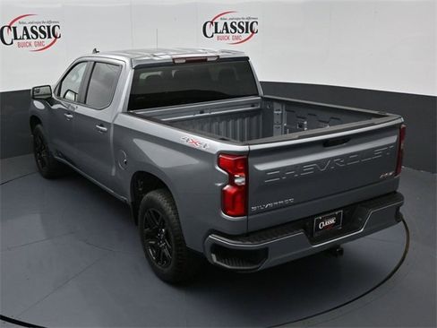 Used 2024 Chevrolet Silverado 1500 RST image 15