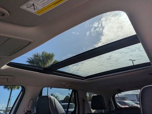 Used 2025 Honda Pilot Elite image 22