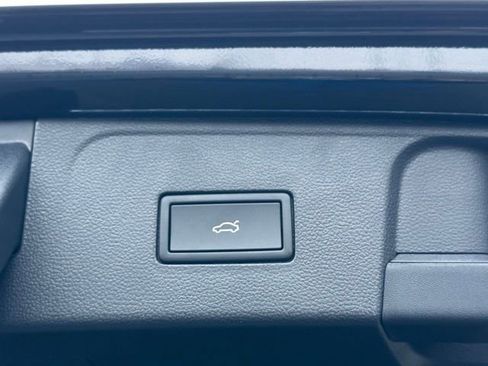 New 2026 Volkswagen Atlas SE image 21