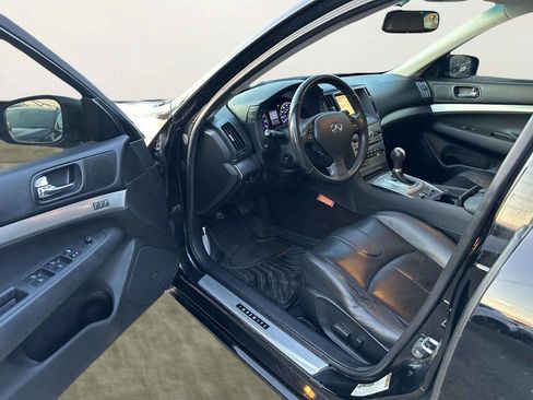 Used 2011 INFINITI G37 x w/ Sport Appearance Package image 12