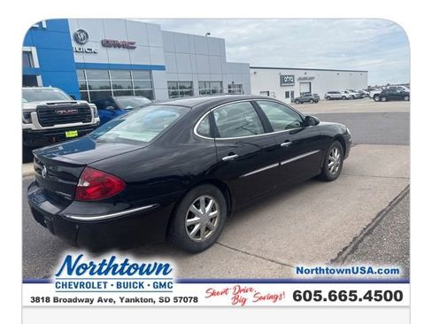 Used 2005 Buick LaCrosse CXL w/ Gold Convenience Package FWD image 9
