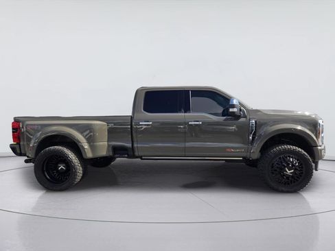 Used 2026 Ford F450 Platinum w/ Platinum Plus Package AWD/4WD image 4