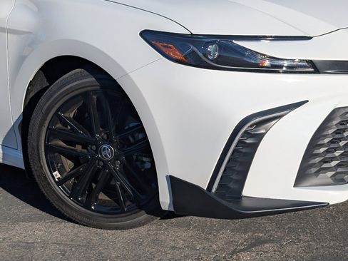 Used 2026 Toyota Camry SE image 10