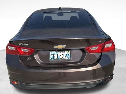 Used 2016 Chevrolet Malibu LT FWD image 2