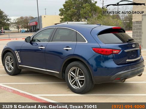Used 2017 INFINITI QX70 3.7 image 4