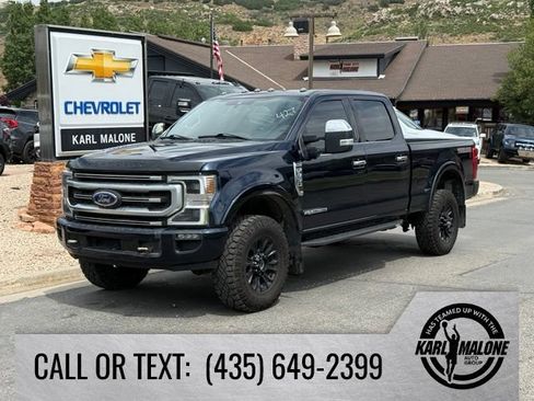 Used 2022 Ford F350 Platinum w/ Tremor Off-Road Package AWD/4WD image 1