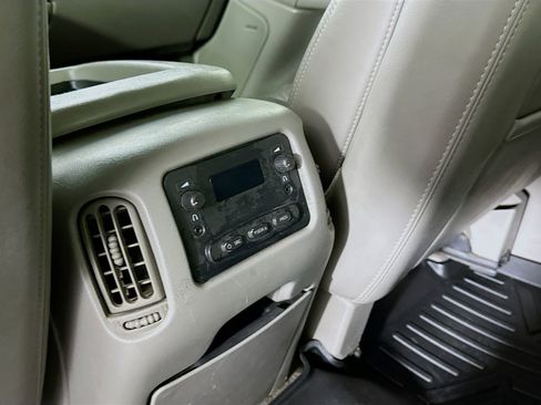 Used 2006 Chevrolet Silverado 2500 LT w/ Heavy-Duty Power Package image 24