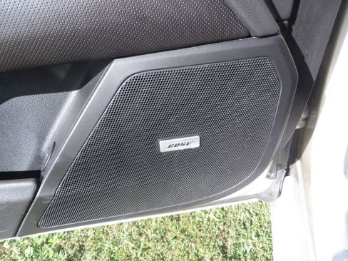 Used 2016 Cadillac XTS Luxury image 12