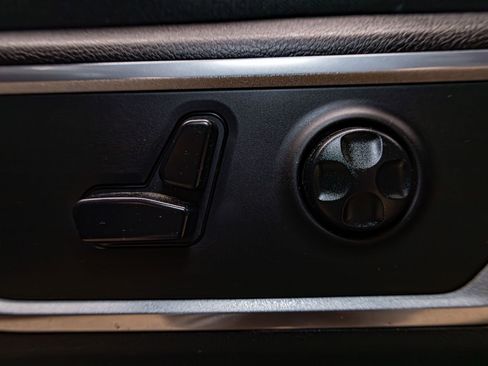 Used 2019 RAM 1500 Laramie w/ Sport Appearance Package image 23