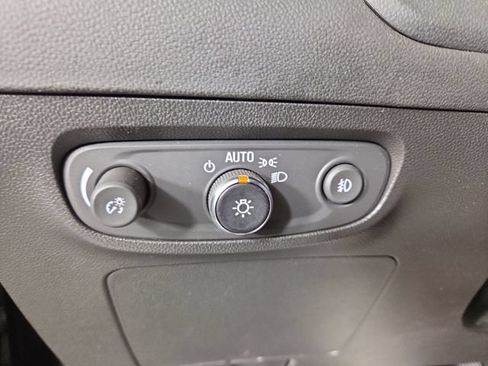 Used 2023 Buick Encore GX Select FWD image 28