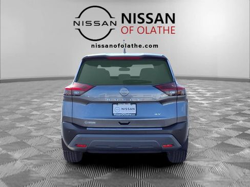Used 2023 Nissan Rogue SV image 27
