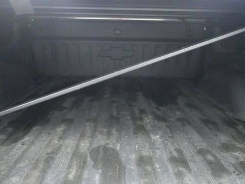 Used 2017 Chevrolet Silverado 1500 High Country AWD/4WD image 18