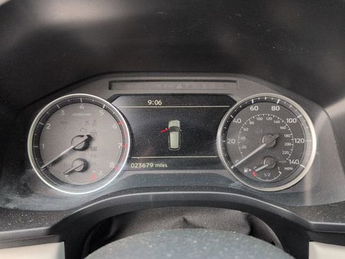 Used 2025 Mitsubishi Outlander SE FWD image 10