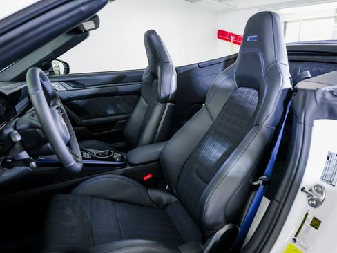 New 2026 Porsche 911 Carrera T image 5