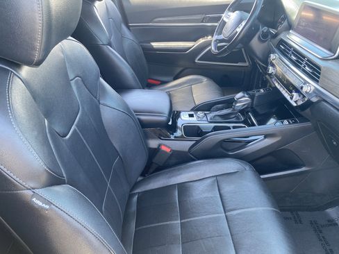 Used 2022 Kia Telluride EX w/ EX Premium Package AWD/4WD image 10