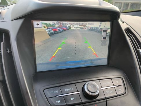 Used 2019 Ford Escape SEL AWD/4WD image 20