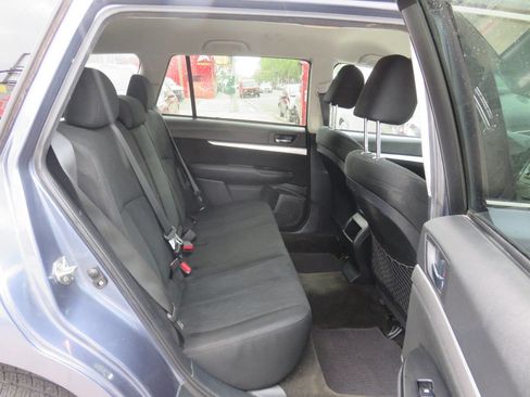 Used 2014 Subaru Outback 2.5i Premium AWD/4WD image 18