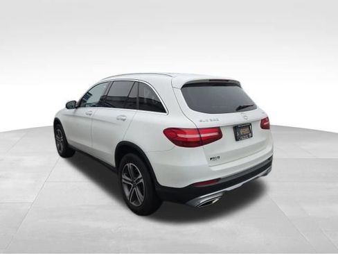 Used 2019 Mercedes-Benz GLC 300 4MATIC image 6