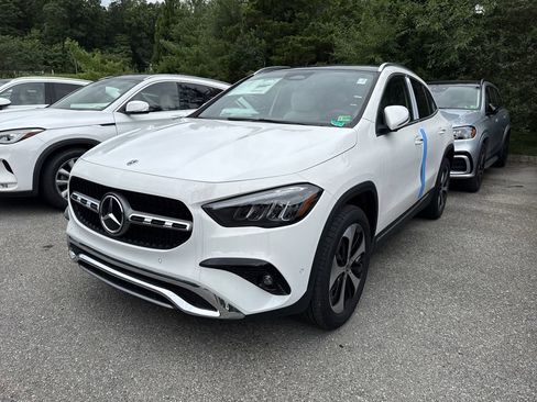 New 2026 Mercedes-Benz GLA 250 4MATIC image 1