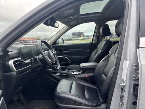Used 2023 Kia Telluride EX X-Line AWD/4WD image 9
