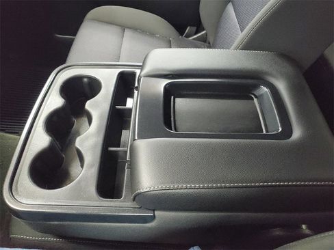 Used 2017 GMC Sierra 1500 SLE w/ SLE Value Package image 25