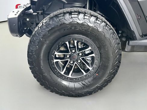 New 2026 Jeep Wrangler Unlimited Rubicon AWD/4WD image 16