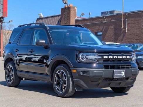 Used 2024 Ford Bronco Sport Outer Banks image 2