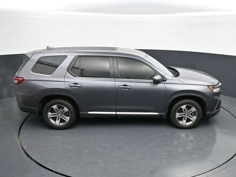 Used 2025 Honda Pilot EX-L image 35