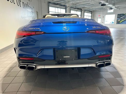 Used 2022 Mercedes-Benz SL 55 AMG 4MATIC image 5
