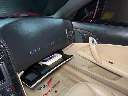 Used 2008 Chevrolet Corvette Coupe w/ Preferred Equipment Group image 36