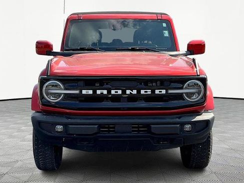 Certified 2022 Ford Bronco Outer Banks image 3