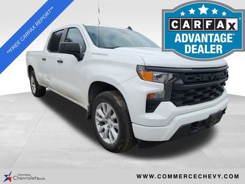 Used 2022 Chevrolet Silverado 1500 Custom image 1