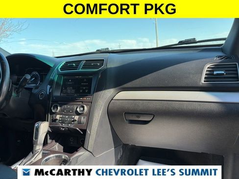 Used 2016 Ford Explorer XLT w/ Equipment Group 202A image 29